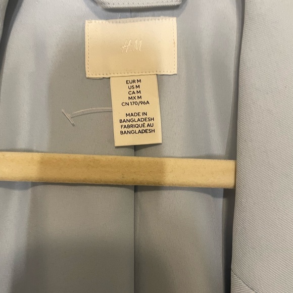 Women’s Light Blue H&M Blazer - Picture 2 of 3